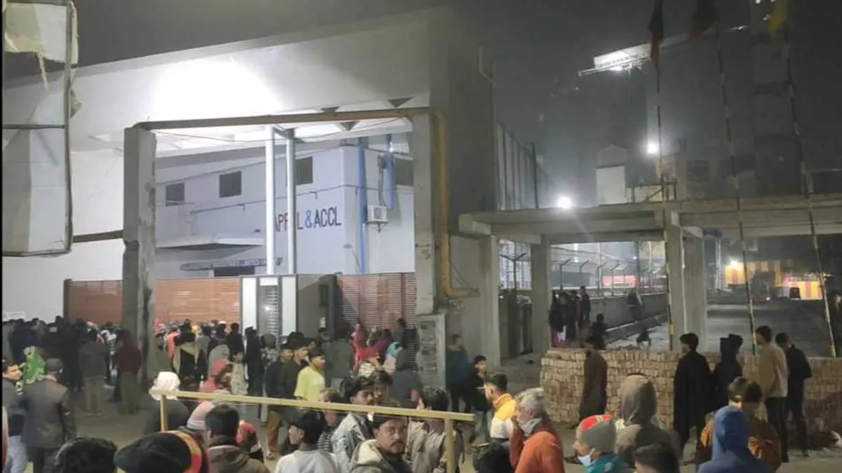 আকিজ কারখানায় বয়লার বিস্ফোরণ: দগ্ধ ৮, ক্ষতি ৩০ লাখ