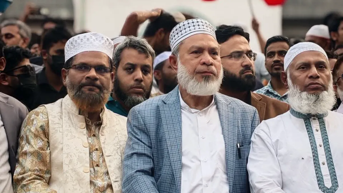 ‘নিজে দুর্নীতি করব না, কাউকে করতেও দেব না’: চট্টগ্রাম-৯ আসনে ডা. ফজলুল হক